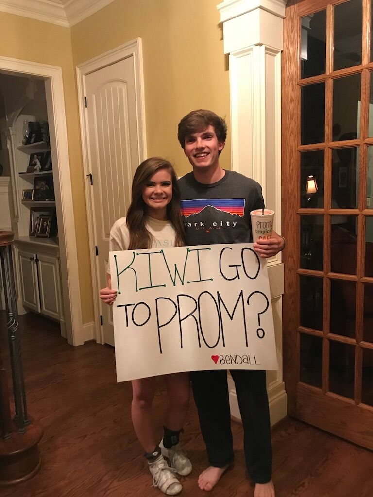 Elizabeth asking Jake to prom!