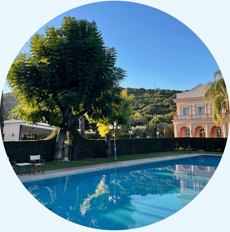 Saturday is optional, but we would love for you to join us for a pool day to sooth our hangovers... with more wine! 