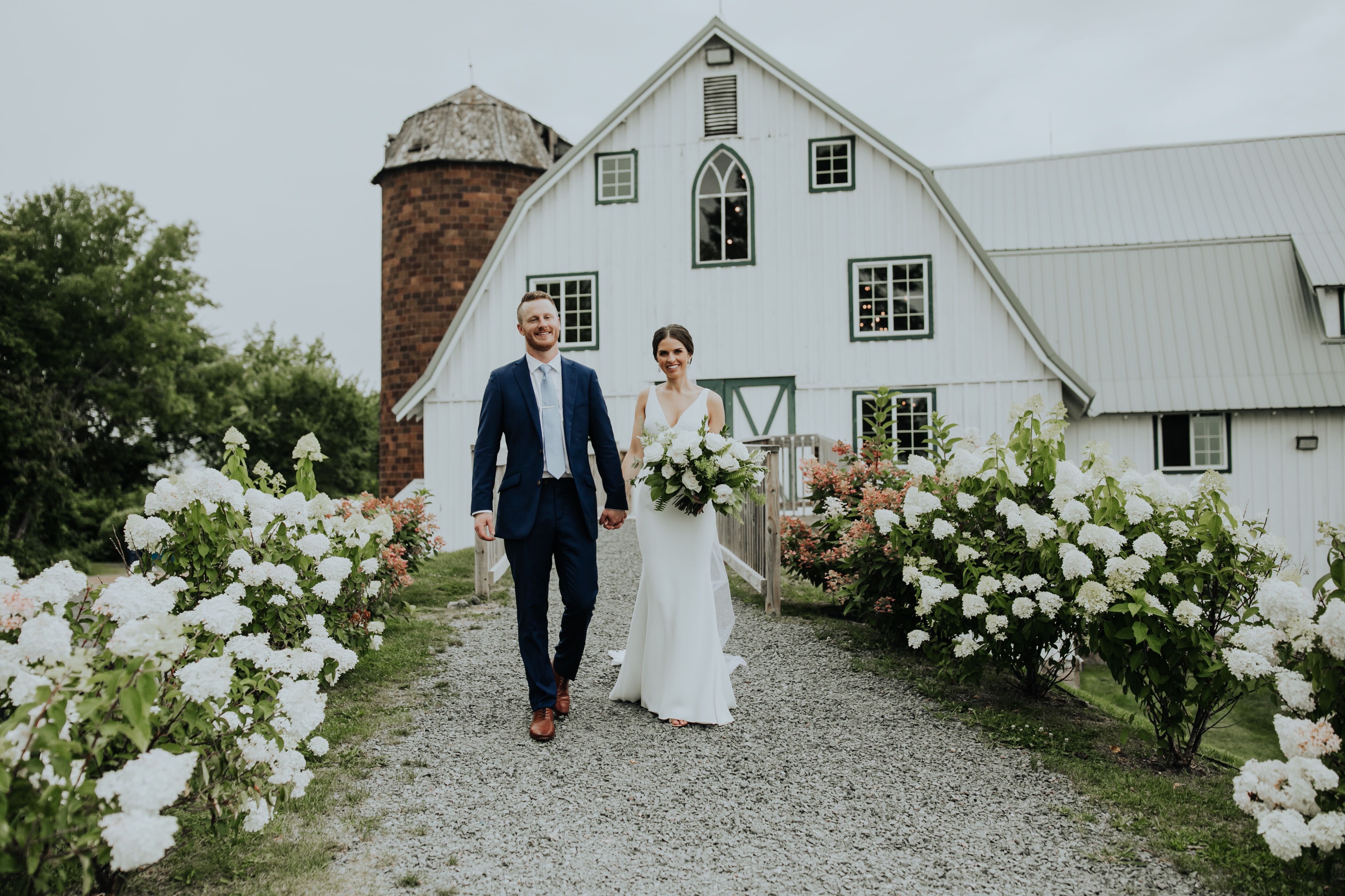 BLOOM LAKE BARN | Reception Venues - The Knot