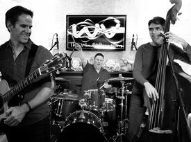 The Wood Vibrations - Acoustic Party Band - Cover Band - Glen Cove, NY - Hero Gallery 1