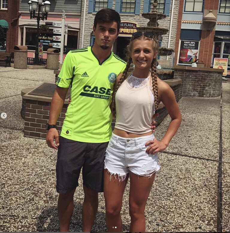 Six Flags