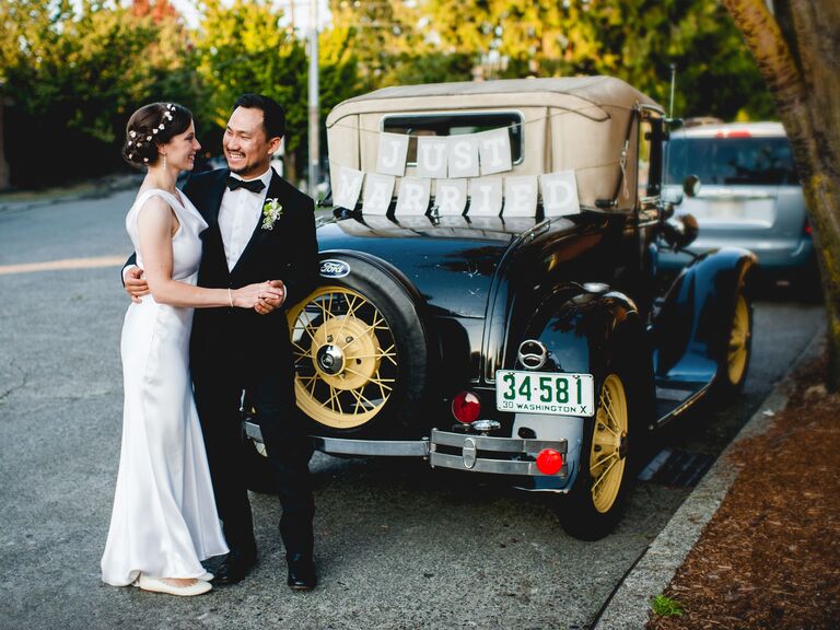 Ideal Ideas For Decorating Your Wedding Car