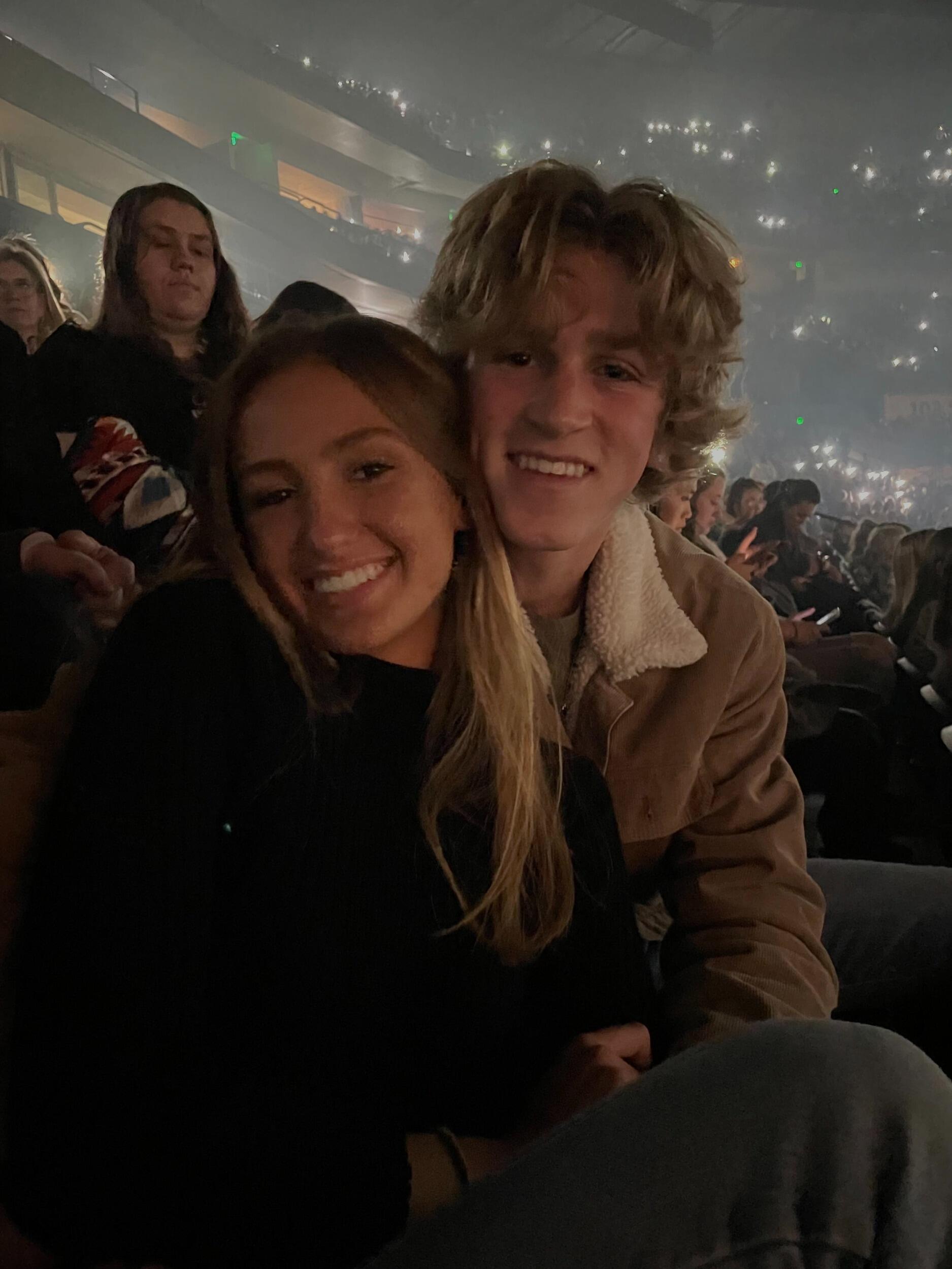 12th Grade | Lauren Daigle concert with Graci.