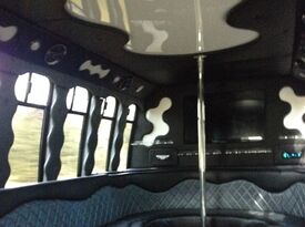 Ovation Transportation - Party Bus - Owings Mills, MD - Hero Gallery 2