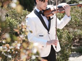 Bernard Sheng Violin | Onesemble - Violinist - Arlington, VA - Hero Gallery 3