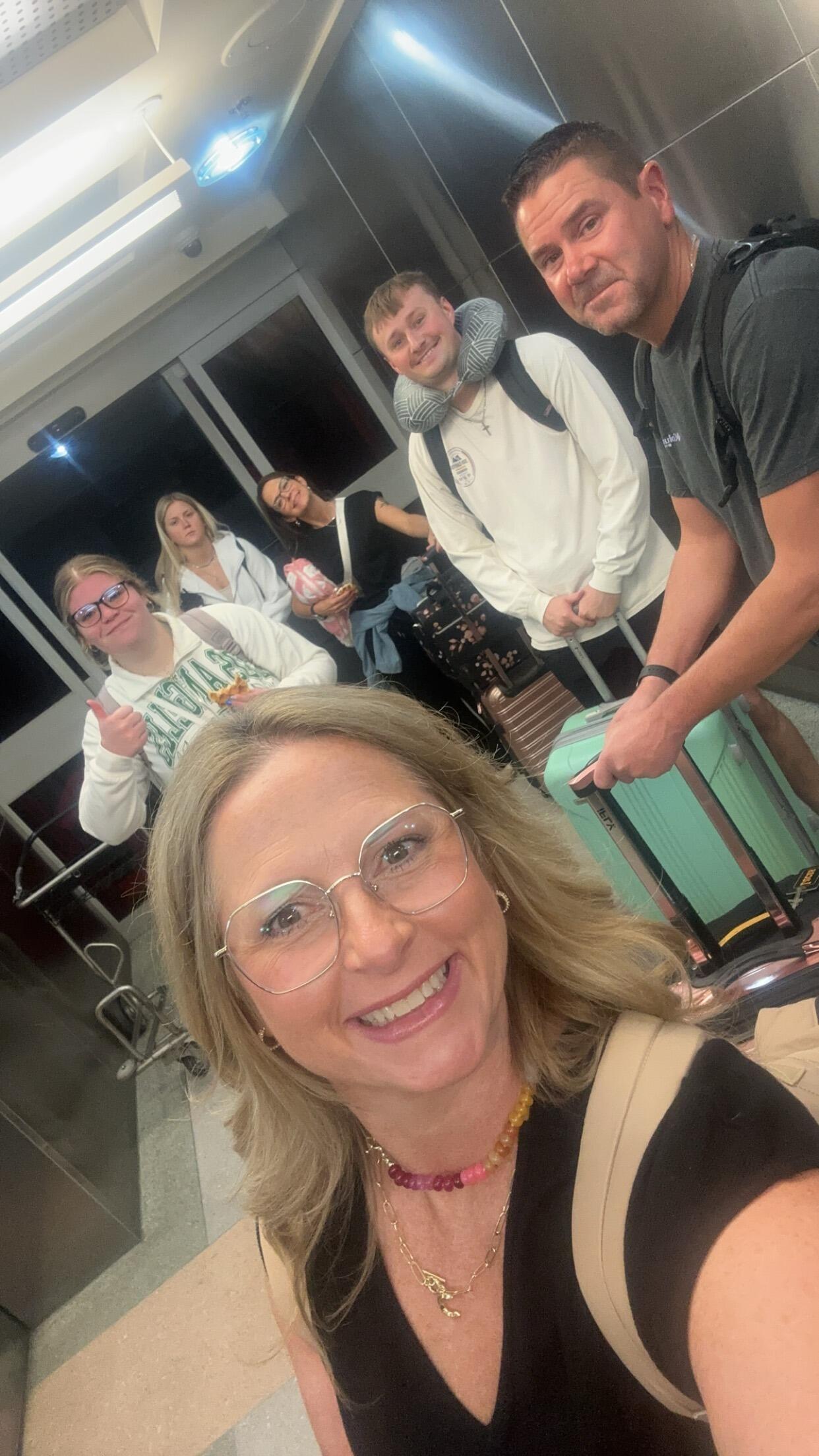 Madi, Hunter, Chris, Cathy, Kinzi (Parker's girlfriend), and Cara (Madi and Parker's aunt) flew from OKC to San Diego, CA, for Parker's Graduation!

