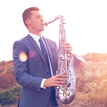 Tyler Varnell - Saxophone + Piano + DJ/Emcee - Saxophonist - Newport Beach, CA - Hero Main