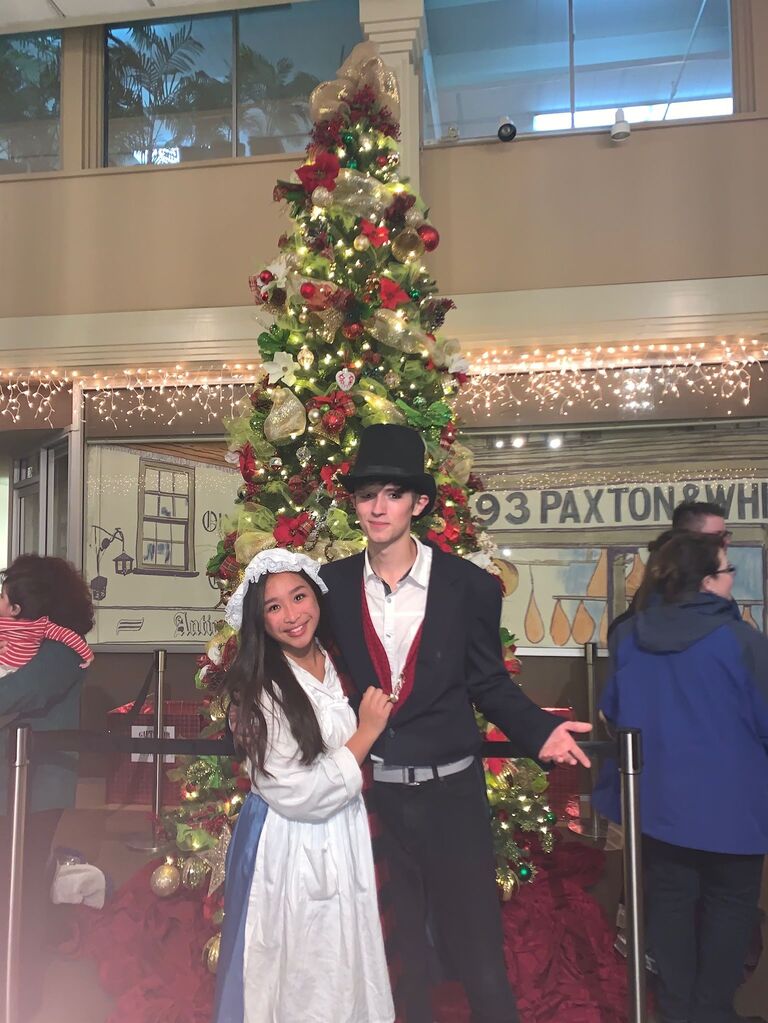 Castmates in Scrooge!