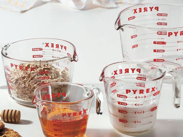 Pyrex 8-Cup Measuring Cup With Lid $17.99 (20% Off!) - Deal Seeking Mom