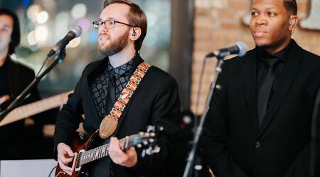 Standing Room Only  Chicago Wedding Band