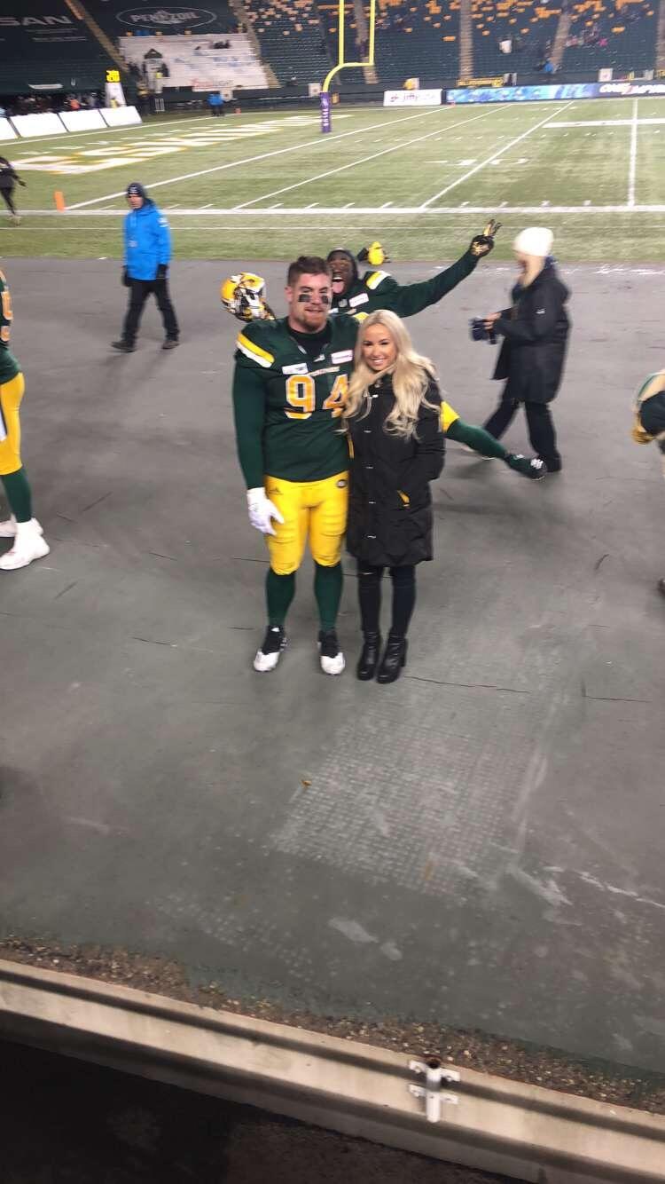 1 week after their first date Candace came to Jakes home game.