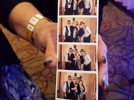 PropPicz - Photo Booth - Aurora, CO - Hero Gallery 1