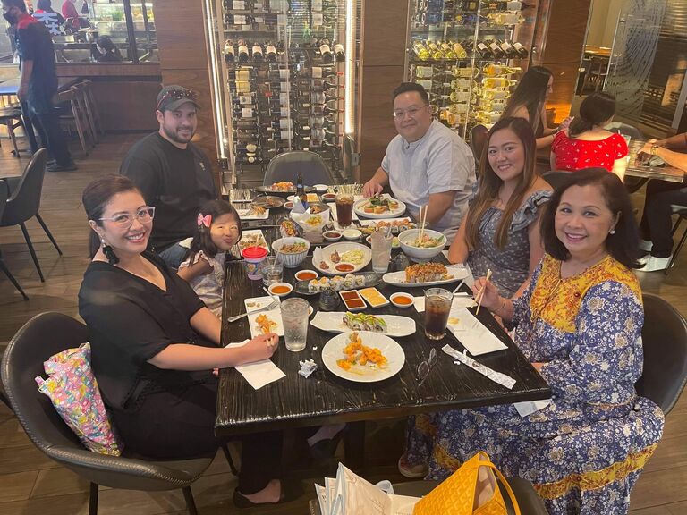 The first time I met his family. (Ate Mariel’s fam out of town)