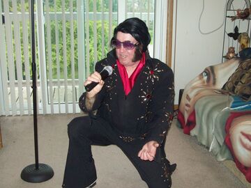 Elvis Is In THe Building - Elvis Impersonator - Kentwood, MI - Hero Main