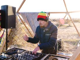 DJ Dan.E - European DJ bringing Ibiza vibes to LA - DJ - Redondo Beach, CA - Hero Gallery 1