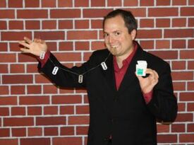Ted Amberg - Comedy Magician - Springfield, MO - Hero Gallery 4