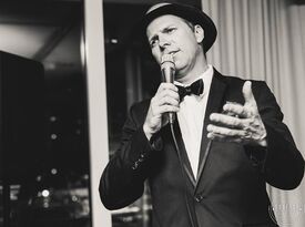 Jeff Grainger - Frank Sinatra Tribute Act - Frankenmuth, MI - Hero Gallery 4