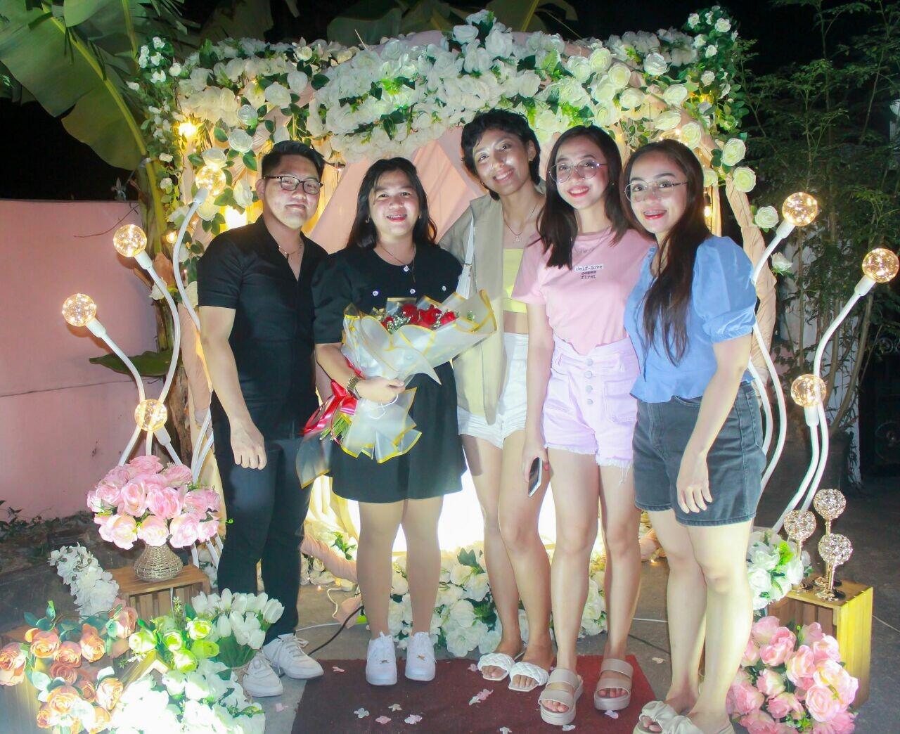 EVA girls na on-site 🤣