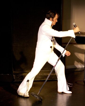 Cliff E - Elvis Impersonator - Chicago, IL - Hero Main