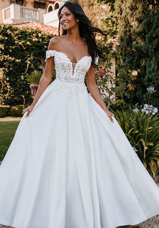 Romantic Lace Sheath Wedding Dress  Allure Bridals 9808 – Wedding Shoppe