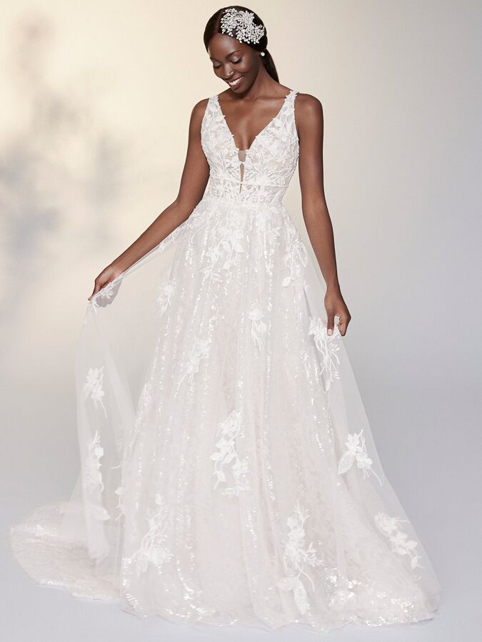 Short Justin Alexander Lace Wedding Dress