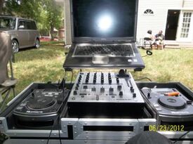 Soundbite Productions.dj Service - DJ - Joliet, IL - Hero Gallery 1