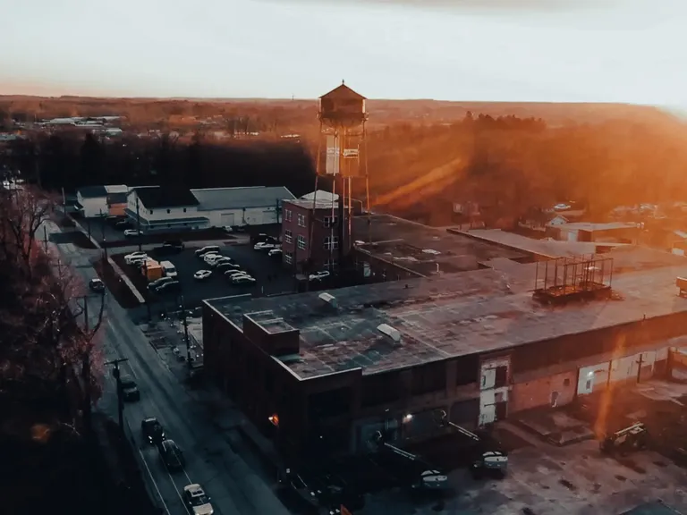 Journeyman Distillery winter wedding venue in Valparaiso, Indiana