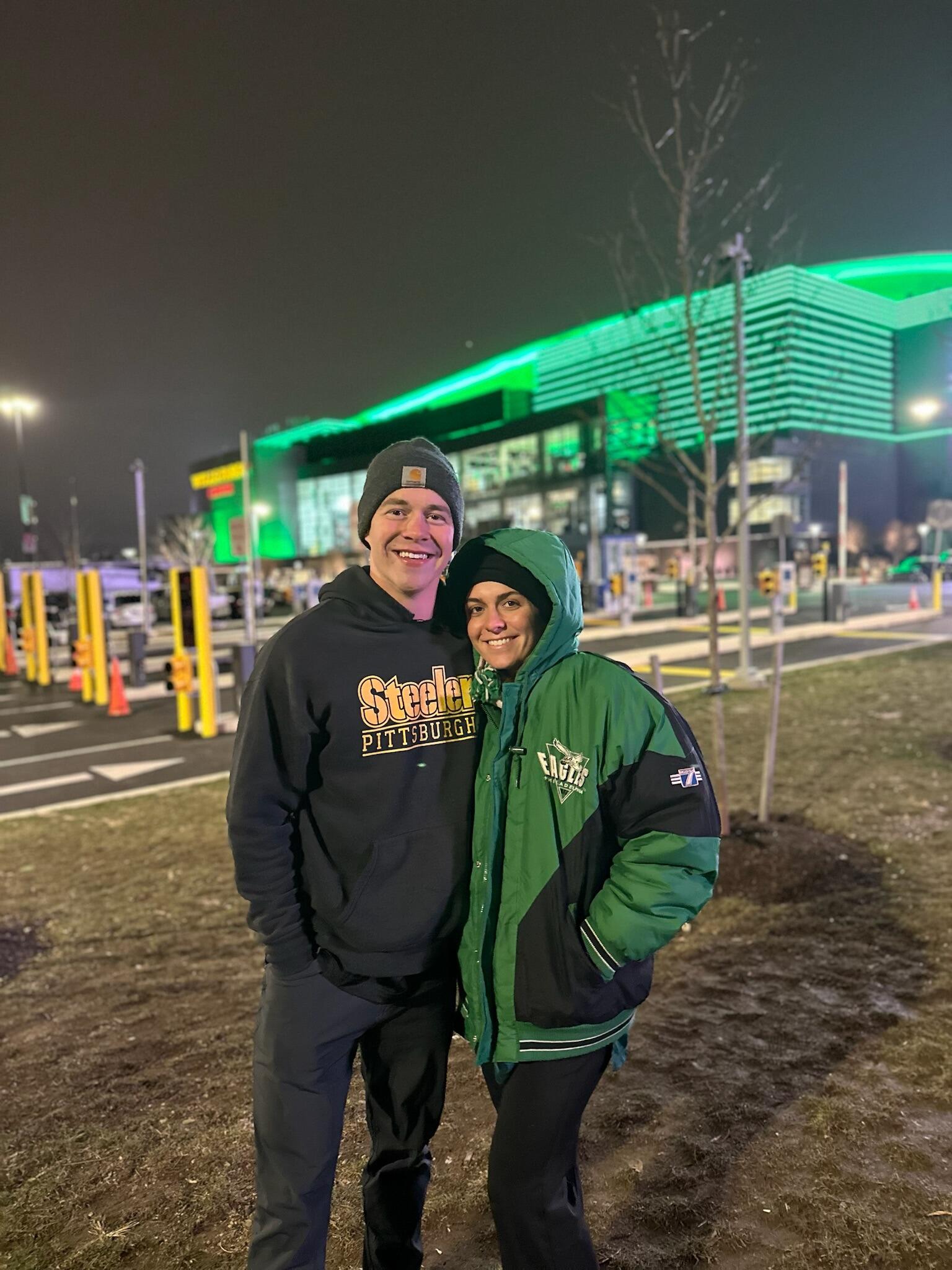 A Steelers vs. Eagles show off! 