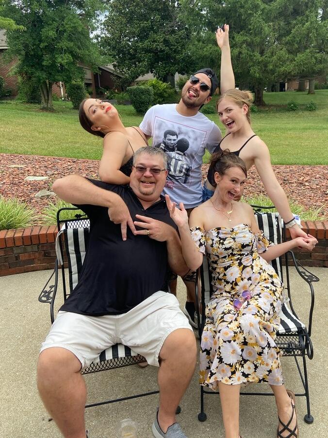 Celebrating Mr. Bobby's 50th birthday @ Memaw and Pepaw's house // Celebrando el 50 cumpleaños del Sr. Bobby @ la casa de Memaw y Pepaw
