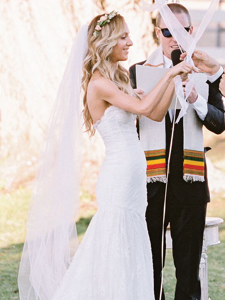 wedding veil with flower wreath