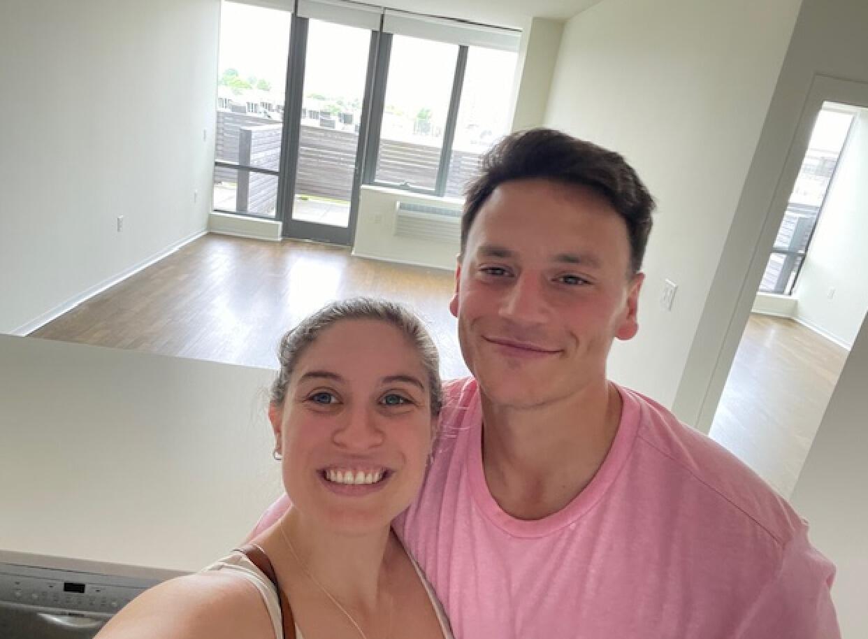 Jack and Taylor move in to their first ever apartment in Fort Lee!