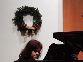 Marjie Gandy - Singing Pianist - San Antonio, TX - Hero Gallery 4