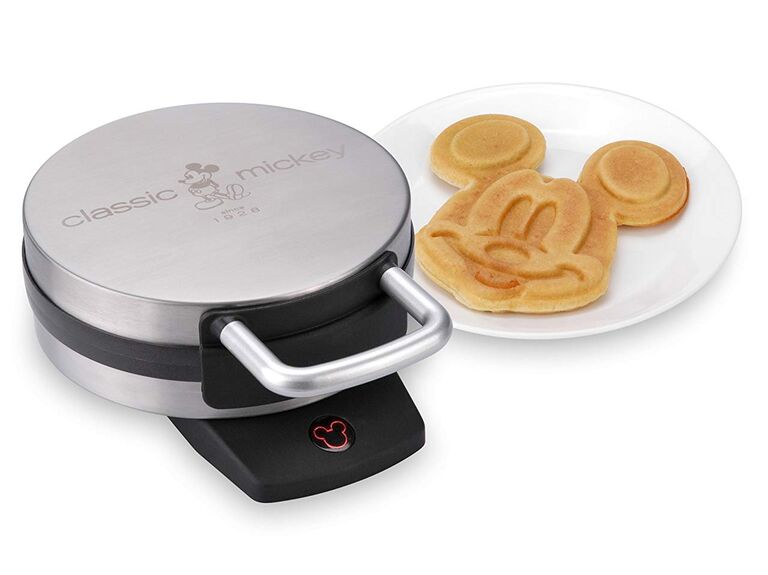 Waffle Maker vs Sandwich Maker - Tastemaker Mag