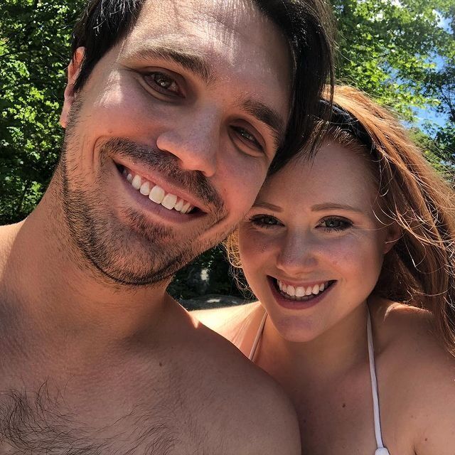 Kathleen and Bryan met in November of 2019 but they didn't take any nice photos together until 2020.