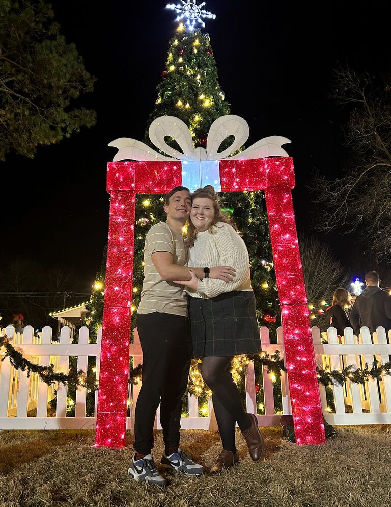 Second annual Hallmark couple date <3