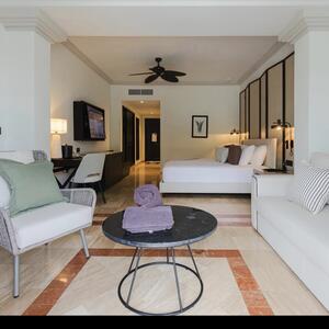 Gallery Photo 52
