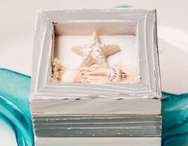 Driftwood box with starfish, rope and seashells