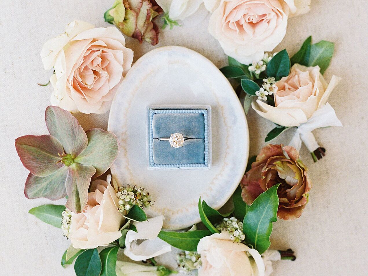 Engagement ring 
