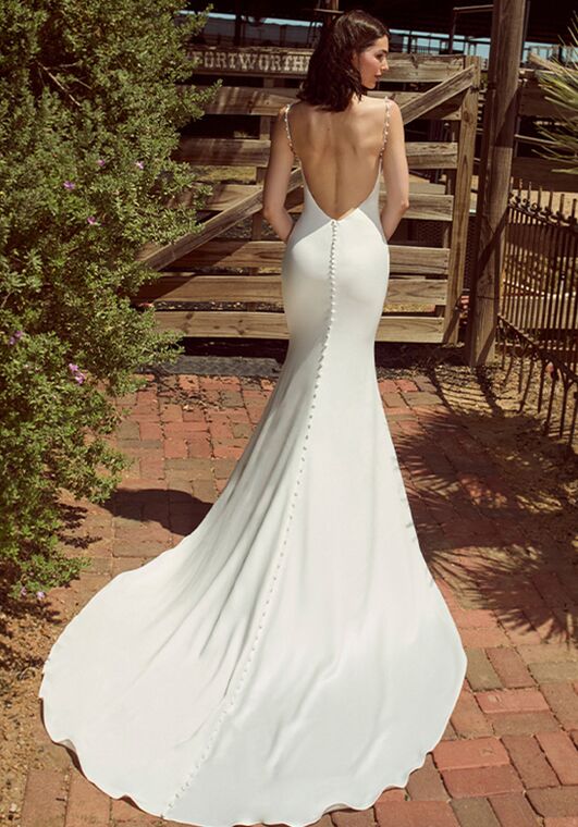 Halter Neck Wedding Dress With Sleeves Bridal Halter Top Wedding Dress  Waist Line And Long Open