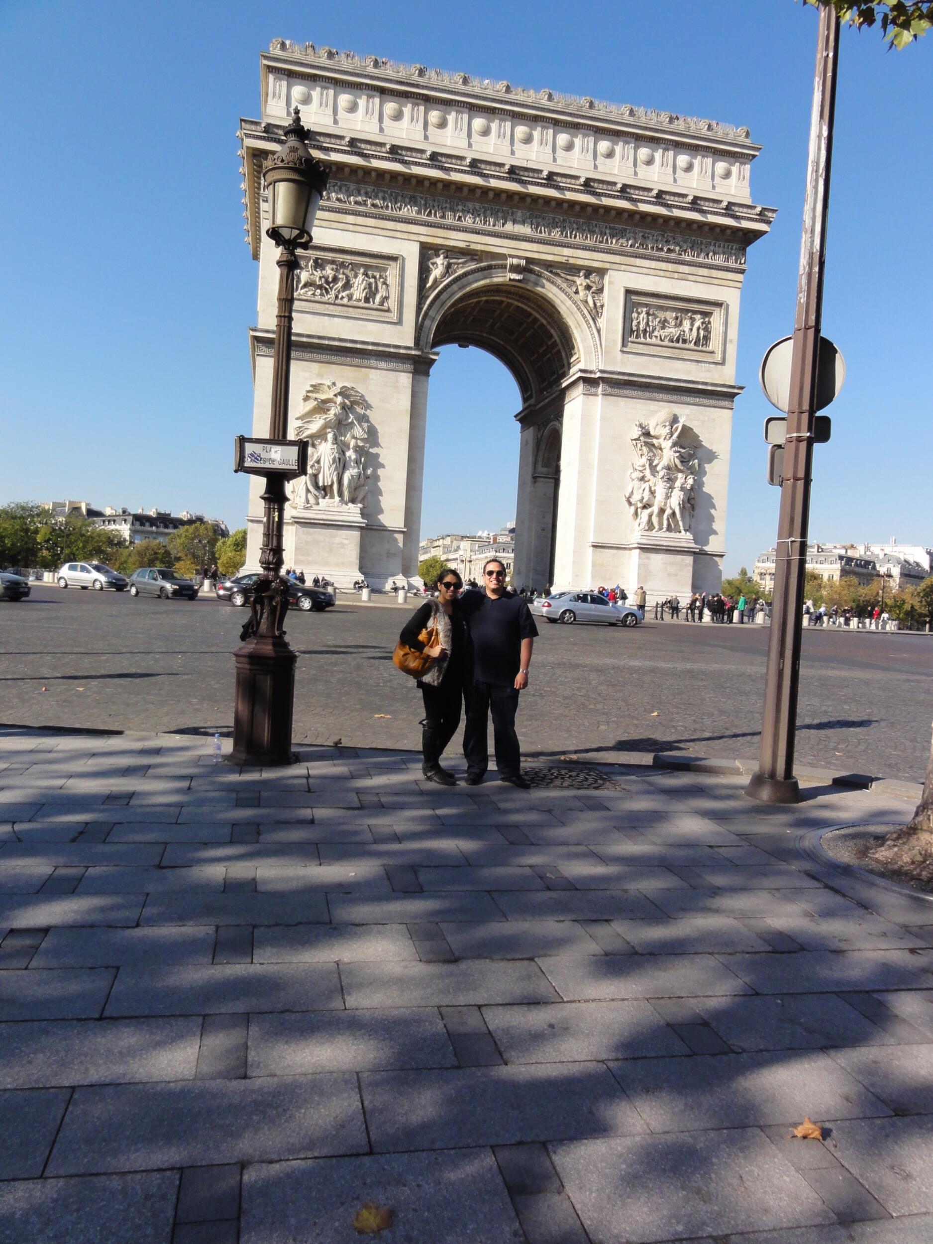 Arc De Triomphe
Paris, France
2011