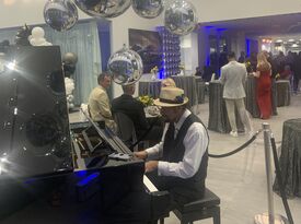 Jazz DaddyO Eric Enfield - Singing Pianist - Saint Petersburg, FL - Hero Gallery 3