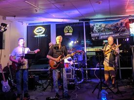 Unusual Suspects  - Classic Rock Band - Maple Valley, WA - Hero Gallery 4