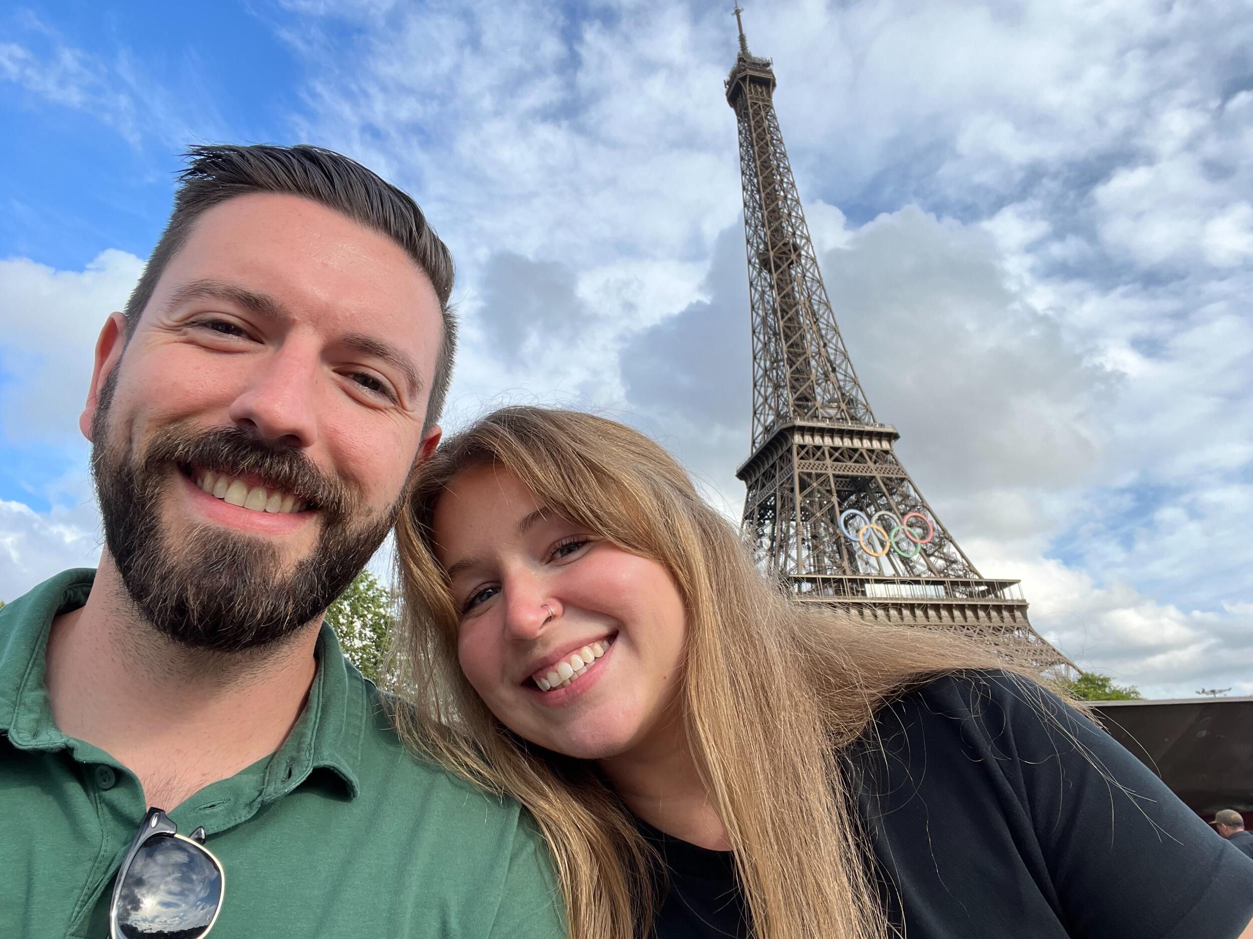 Dinner Cruise in front of the Eiffel Tower in Paris, France