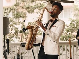 Quincy Chapman Sax - Saxophonist - Fayetteville, GA - Hero Gallery 1