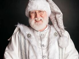 Santa Snow - Santa Claus - Delaware, OH - Hero Gallery 4