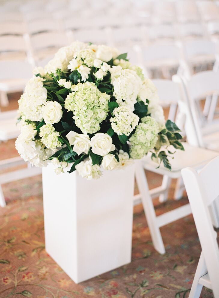 Ivory Rose and Hydrangea Aisle Decoration