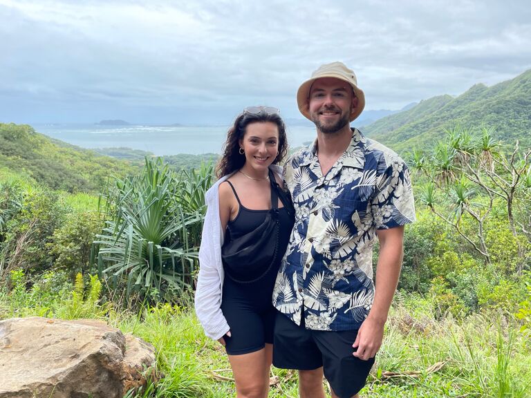 They traveled around Oahu for about 2 weeks before Lindsay officially moved into Kevin's home in Chicago
