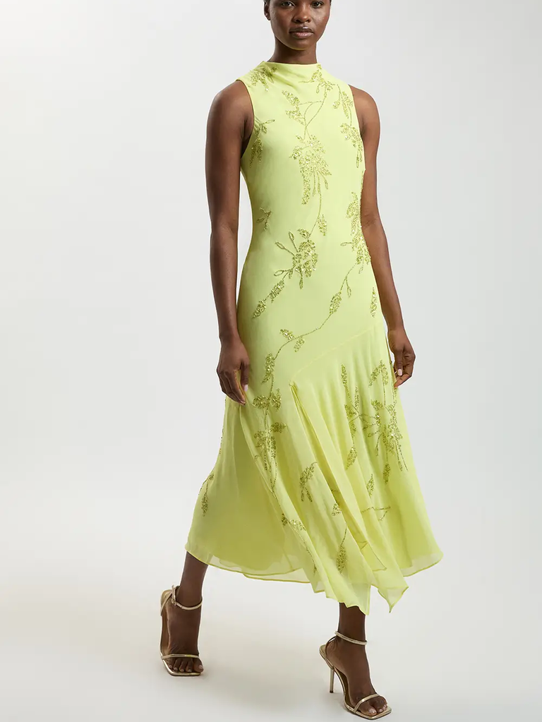 petite dresses for beach wedding The Best Guest Dresses, Curated by Short Editors Baby shower outfit of