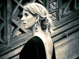 Elizabeth Moran - Singer - New York City, NY - Hero Gallery 1