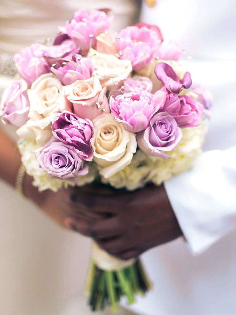 pink and white bridesmaid bouquets